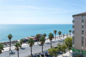  Playa Machado 62  Малага